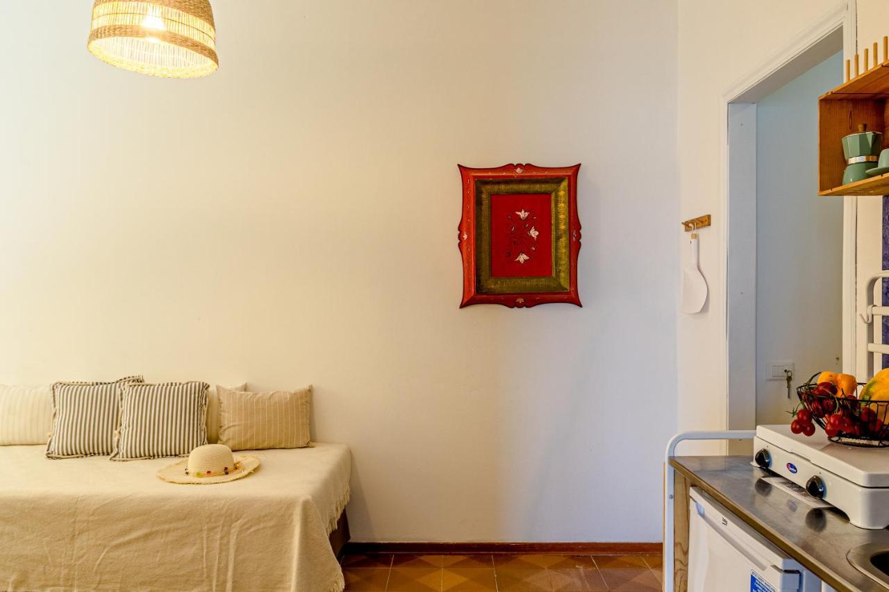 Mari Sea Home Giardini Naxos Eksteriør bilde