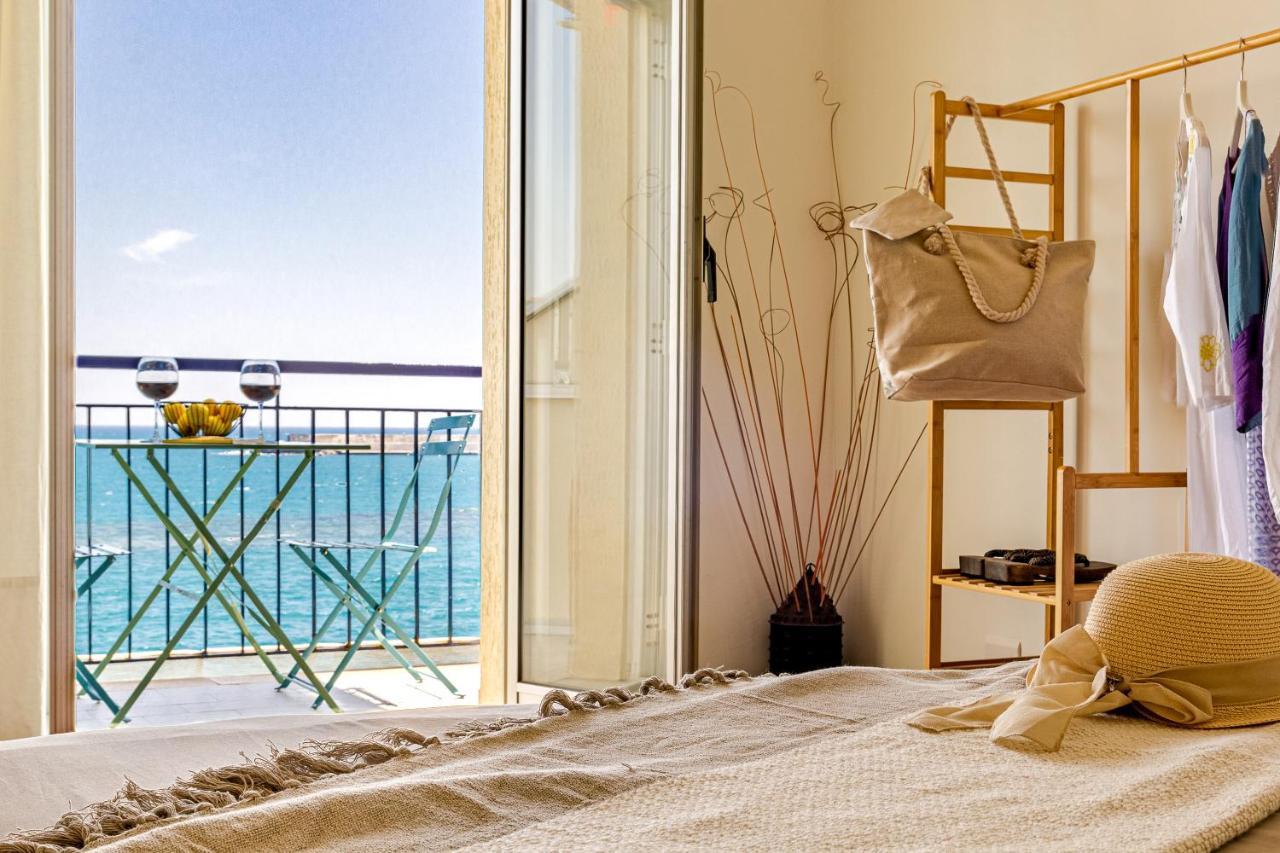 Mari Sea Home Giardini Naxos Eksteriør bilde