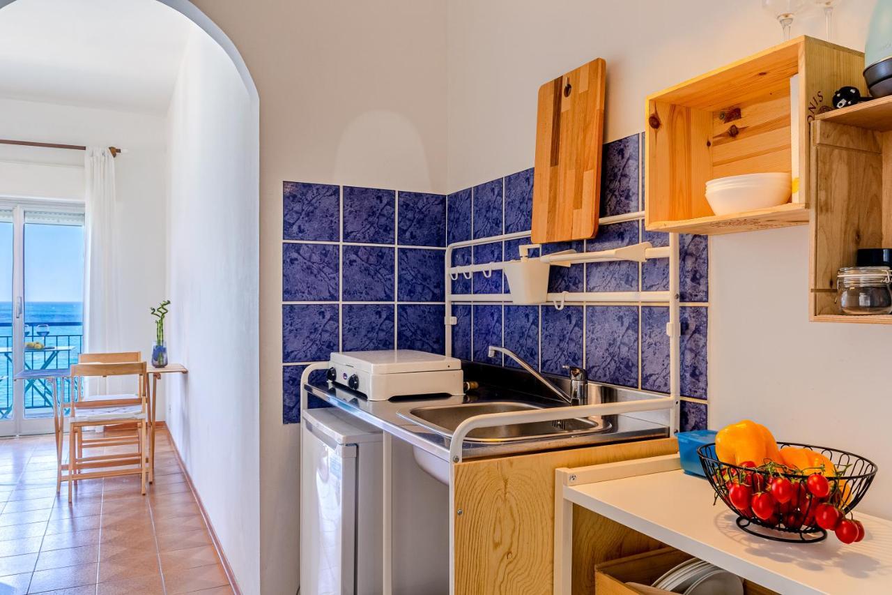 Mari Sea Home Giardini Naxos Eksteriør bilde
