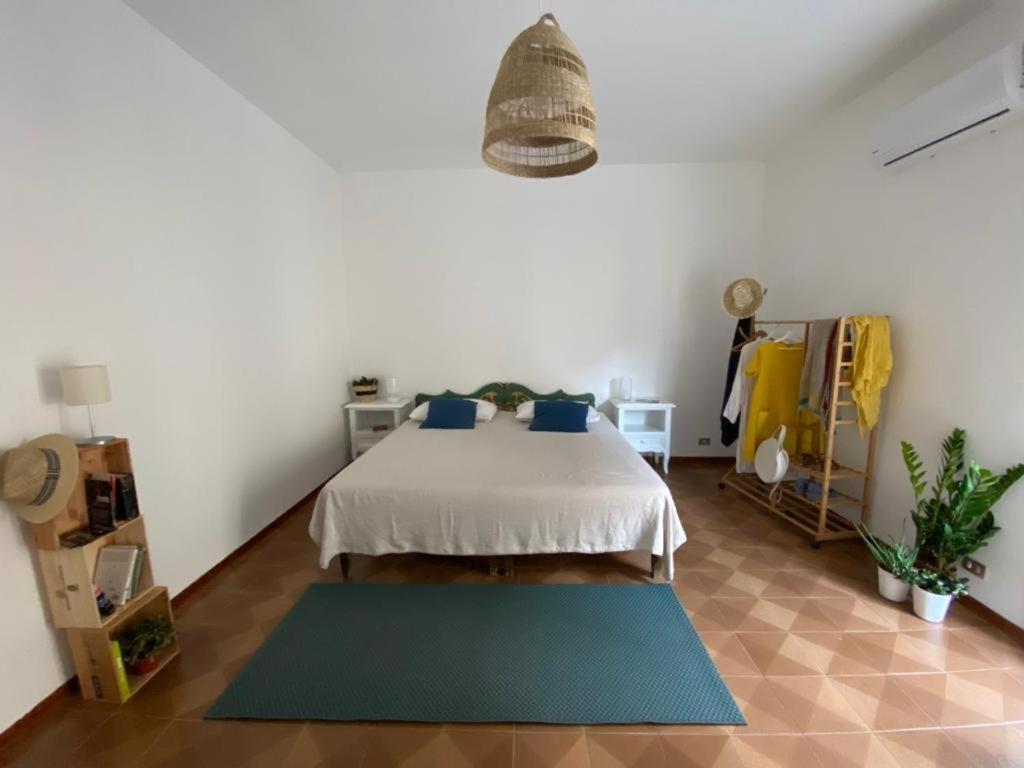 Mari Sea Home Giardini Naxos Eksteriør bilde